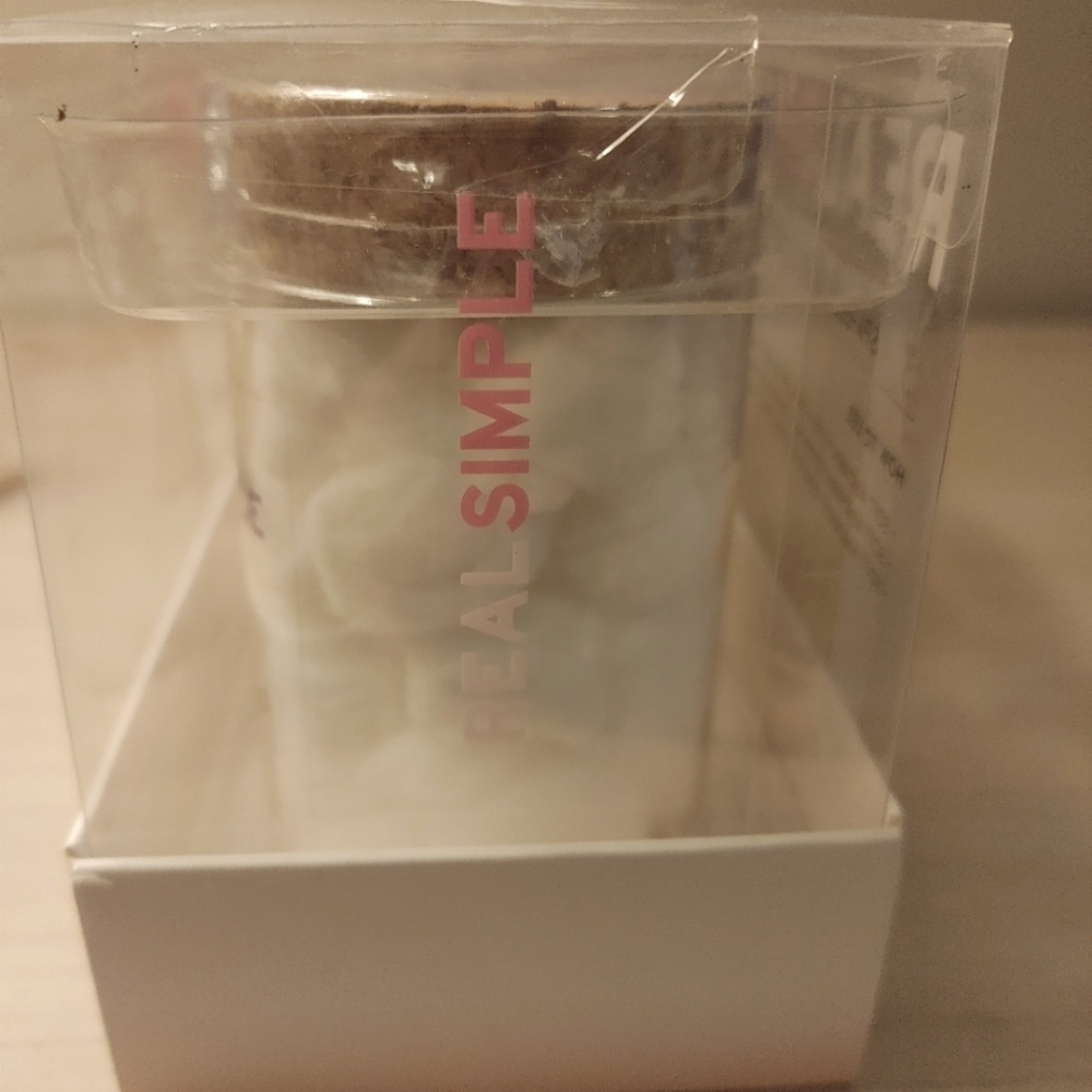 Real Simple Spa Essentials kit - Picture 7 of 9